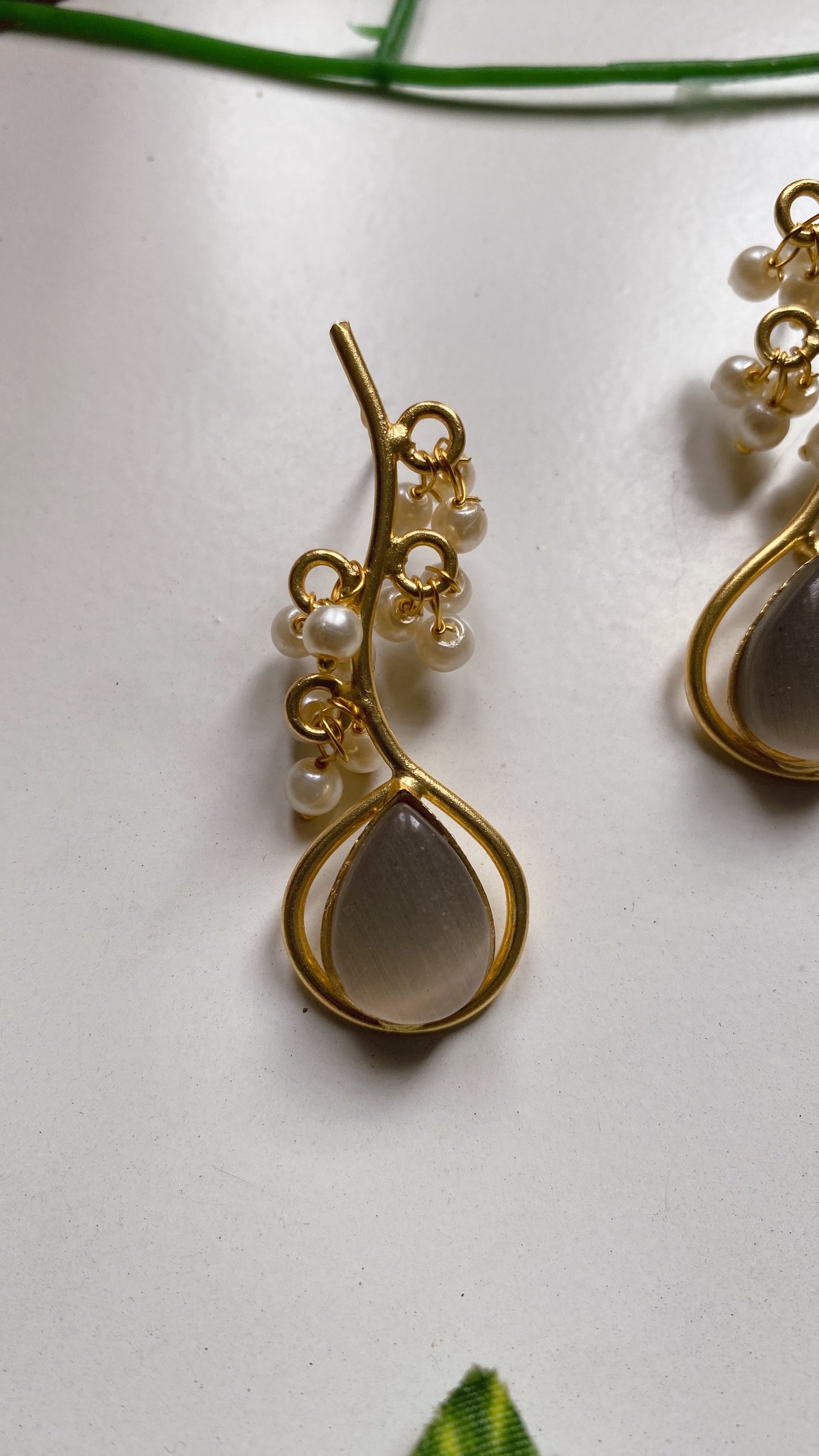 Aabroo Pearly Earrings- Grey