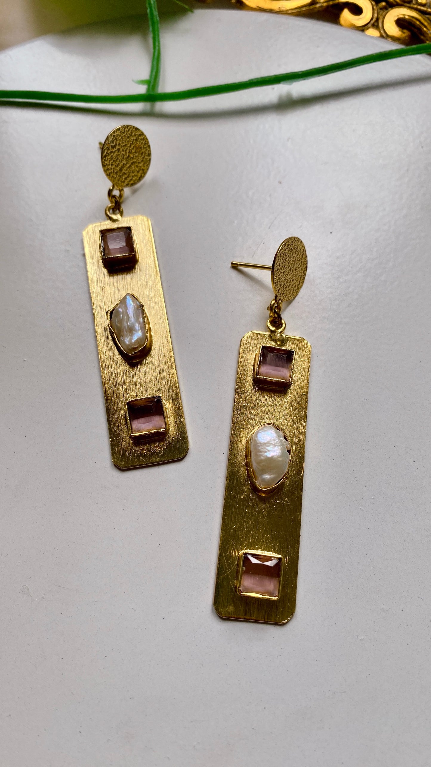 Runway Gold Earrings - Dusty Pink